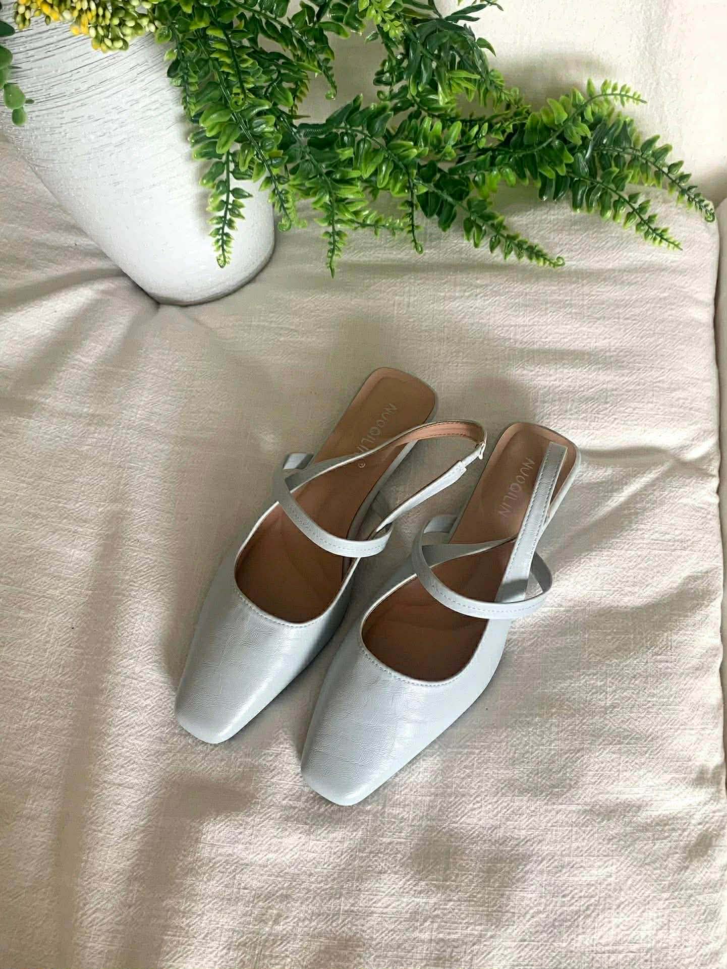 J ぷっくりリボン・バレエシューズ